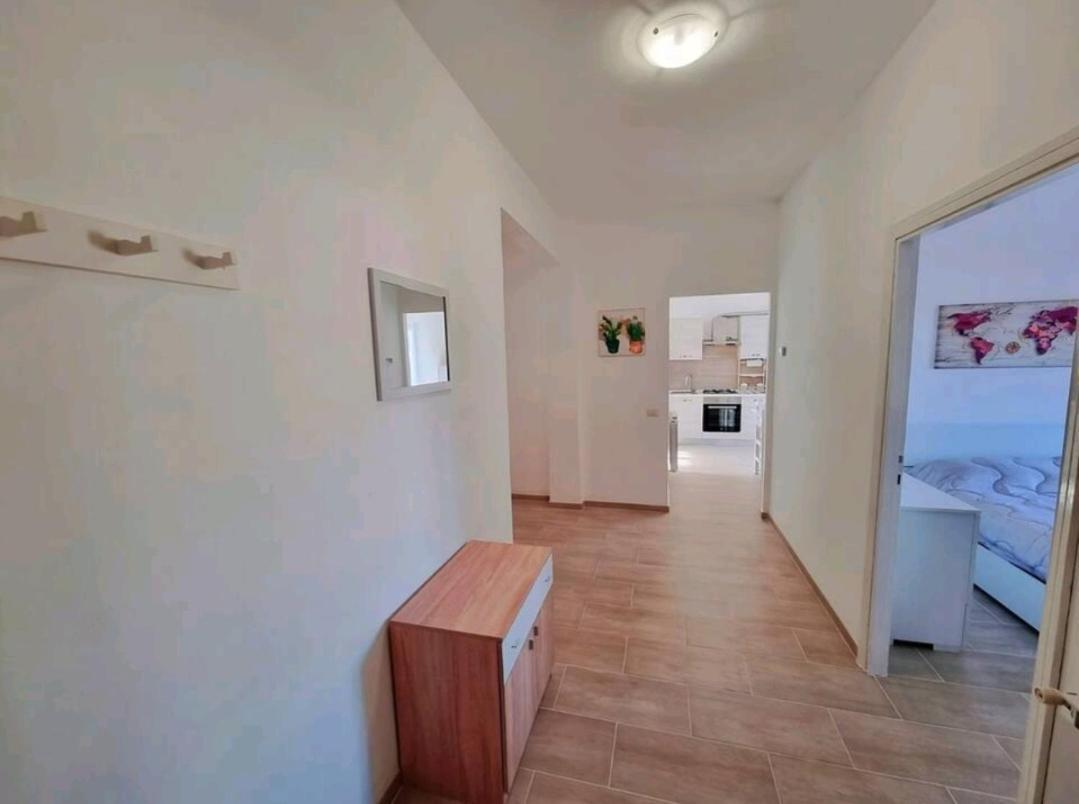 Ferienwohnung Attico Con Terrazzo Relax Ladispoli Exterior foto